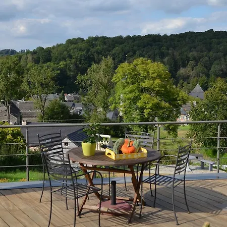 Le Bouchat-oreille Couette-café 4*