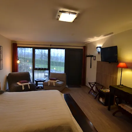 Le Bouchat-oreille 4* Spontin