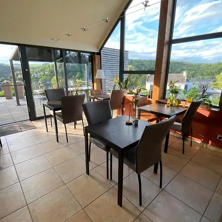 Le Bouchat-oreille Bed & Breakfast