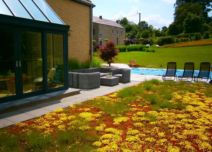 Le Bouchat-oreille Bed & Breakfast Spontin